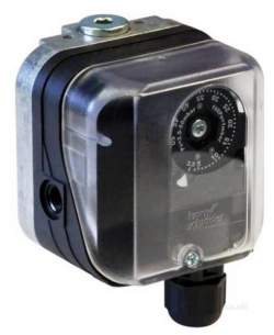 Nu-way Krom Dg 50u-3 2.5-50mbar Auto Pressure Switch